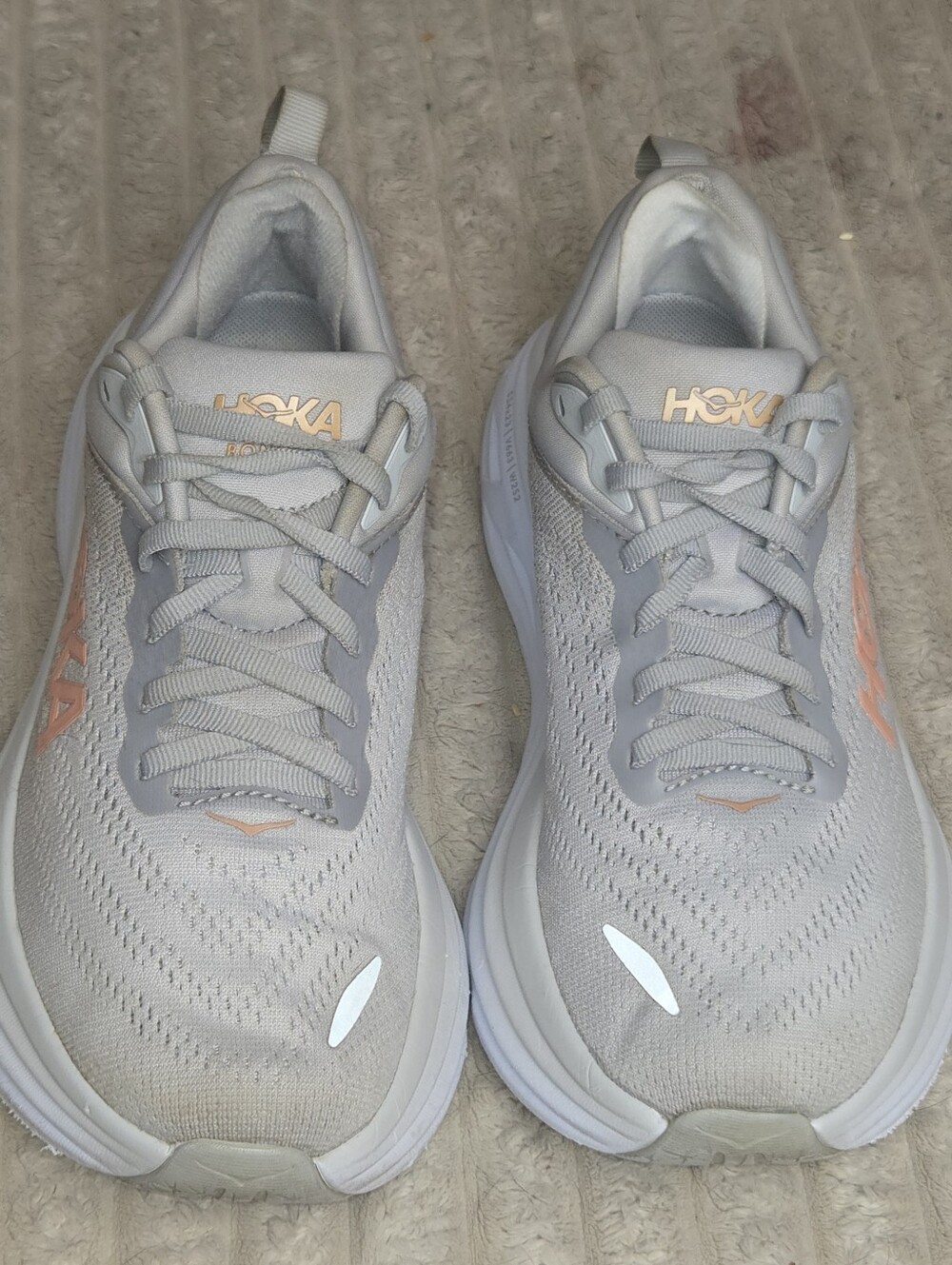 HOKA Bondi 8 Women's Running Shoes Gray Rose Gold Athletic Sneakers Size 7 B - Picture 3 of 9